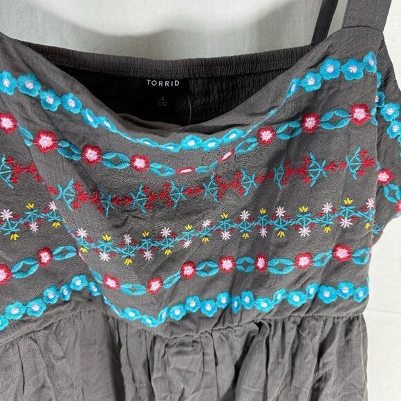Torrid NWT Dark Grey Gauze Embroidered Peplum Top Sz 4X/26 - Picture 3 of 7